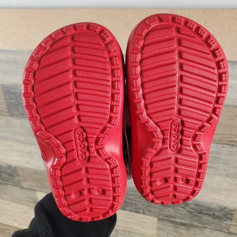 Crocs Classic Lined Santa Kids Clog Sz 8 C8 Red Round Toe Slip-On Slingback Shoe